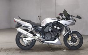 YAMAHA FZ400 1997 4YR