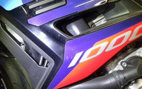 BMW M1000R 2023