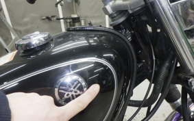 YAMAHA SR400 Gen.3 2005 RH01J