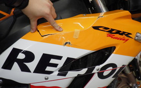 HONDA CBR1000RR 2005 SC57