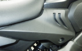 HONDA CB650R E-Clutch 2025 RH17