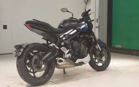 TRIUMPH TRIDENT 660 2025