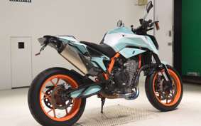KTM 890 DUKE 2022
