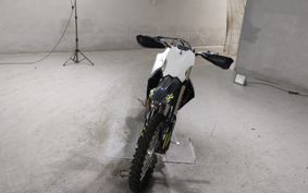 TRIUMPH TF250-E K12Y31