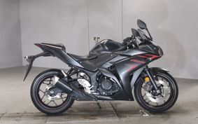 YAMAHA YZF-R25 RG10J