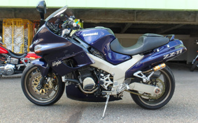 KAWASAKI ZZ1100 NINJA 1994 ZXT10D