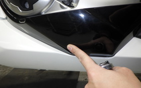 HONDA NM4 VULTUS -01 2018 RC82