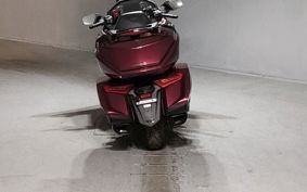 HONDA GL1800 TOUR DCT SC79