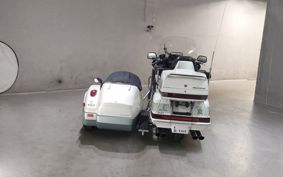 HONDA GL1500 GOLD WING 2000 SC22