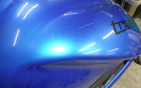 TRIUMPH STREET TRIPLE 85 2013