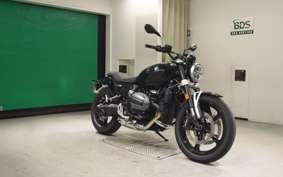 BMW R12 2025