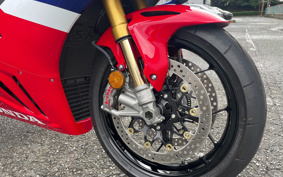 HONDA CBR1000RR-R FB SP 2024 SC82