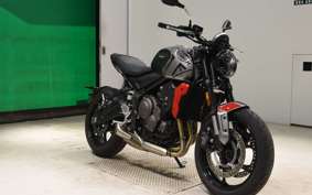 TRIUMPH TRIDENT 660 2024