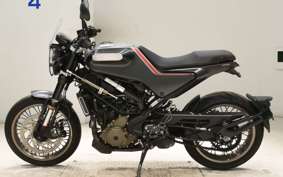 HUSQVARNA SVARTPILEN 401 2023