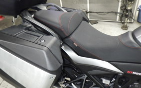 HONDA NT1100 2024 SC84