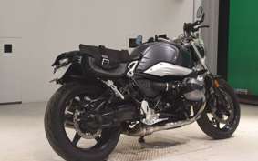 BMW R NINE T PURE 2021