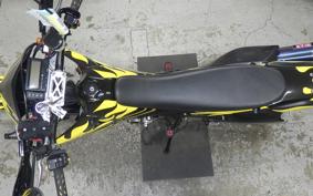 SUZUKI DR-Z400SM 2005 SK44A