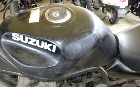 SUZUKI GSF750 GR7EA