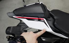 YAMAHA YZF-R6 2019