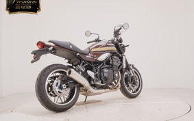 KAWASAKI Z900RS 2025 ZR900K