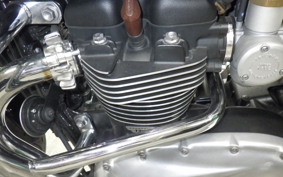 TRIUMPH BONNEVILLE T120 2025