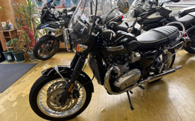 TRIUMPH BONNEVILLE T120 2023 DAD75H