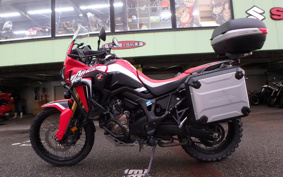 HONDA CRF1000L AFRICA TWIN 2018 SD04