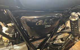 SUZUKI GLASS TRACKER BIG BOY NJ4DA