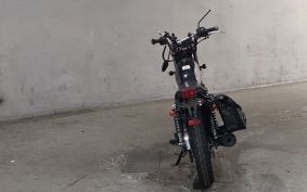 SUZUKI GLASS TRACKER BIG BOY NJ4BA