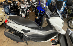 YAMAHA N-MAX SE86J