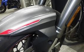 TRIUMPH STREET TRIPLE RS 2022
