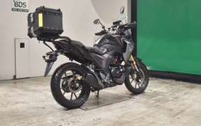 HONDA CB200X
