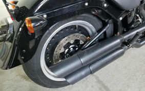 HARLEY FLSTFBS 2017 JT9
