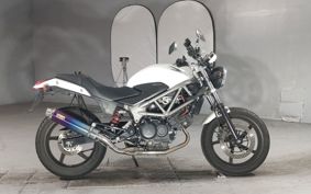 HONDA VTR 250 MC33