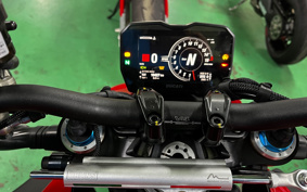 DUCATI STREET FIGHTER V4S 2021 1F00
