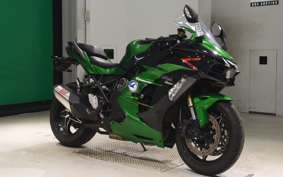 KAWASAKI NINJA H2 SX SE 2018 ZXT02A