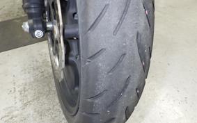 HONDA CB250R MC52