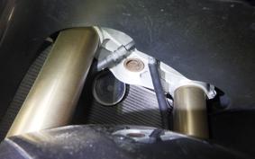 KAWASAKI ZX 10 NINJA R 2011