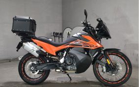 KTM 890 ADVENTURE	 2023 TS640