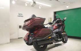 HONDA GL 1800 GOLD WING TOUR DCT 2025 SC79