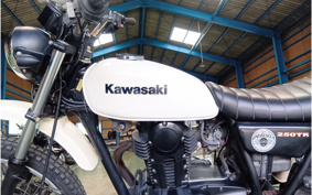 KAWASAKI 250TR BJ250F