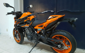 KTM 890 DUKE GP TU940