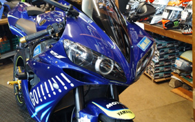 YAMAHA YZF-R1 2005 RN13