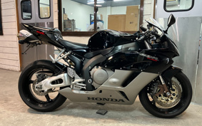 HONDA CBR1000RR 2004 SC57