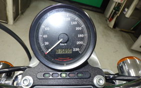 OTHER +HD. XLH883 HUGGER 2002