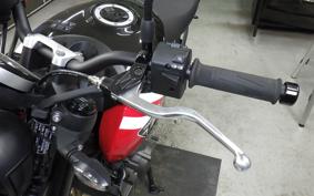 TRIUMPH TRIDENT 660 2026