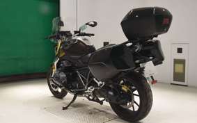BMW R1250R 2021