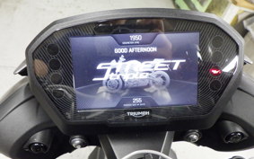 TRIUMPH STREET TRIPLE RS 2025