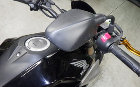 HONDA CB250R MC52