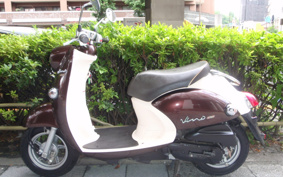 YAMAHA  VINO  DELUXE  SA37J